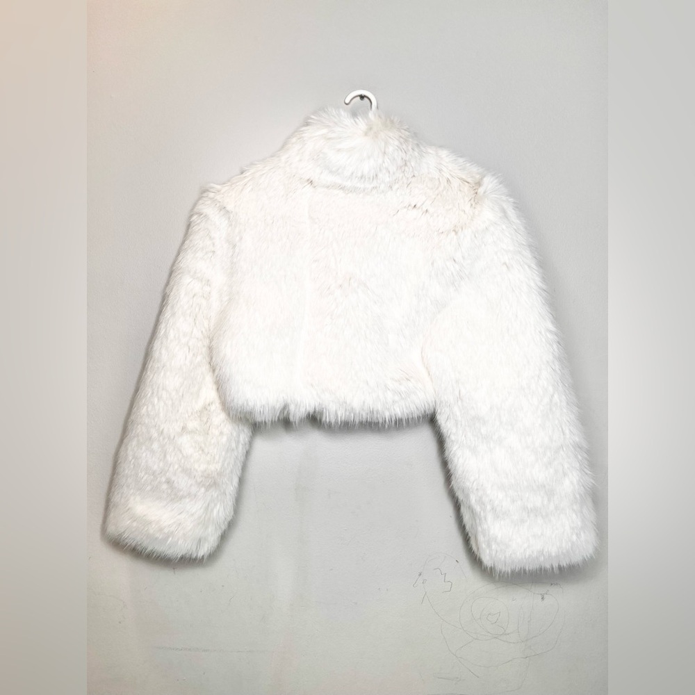 Alo Yoga Opulent Faux Fur Cropped Jacket Size Small Winter Coat LIMITED. - Picture 5 of 6
